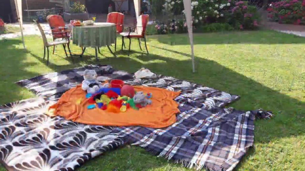 Auch in unserem Garten fand das Zwergencafé mal statt