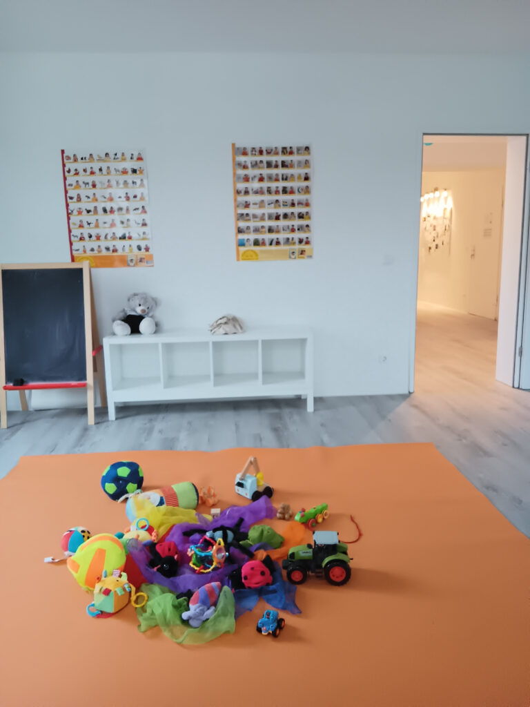 Alles beteit fürs erste Zwergencafé in unserer Familienakademie